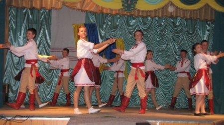 Вітаємо ансамбль народного танцю «Весняночка»