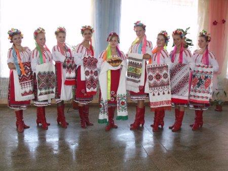 Запрошуємо учнів 1-10 класів у гуртки та секції