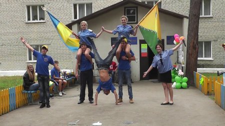 Районний огляд юних інспекторів руху.