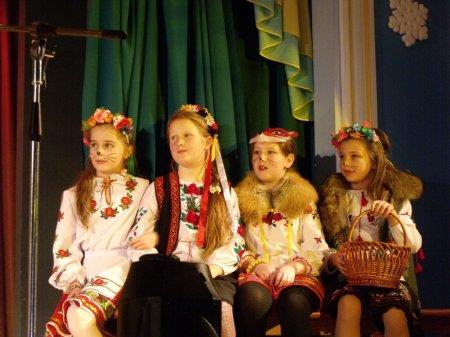 Калейдоскоп новорічних казок учнів початкових класів