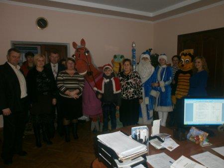 Новорічні привітання для організацій селища
