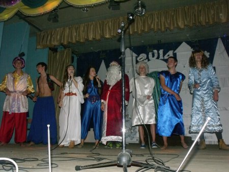 Калейдоскоп новорічних казок учнів одинадцятих класів