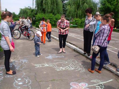 Відпочиваємо та розважаємось у таборі "Вулик"