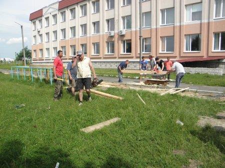 Єдина смуга перешкод