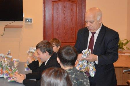 «Що приніс нам Святий Миколай»