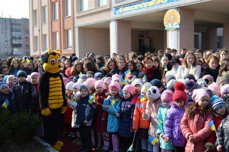 Відкриття скульптурної композиції бджілки.
