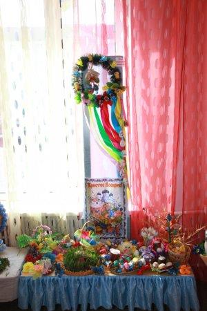Фотовернісаж І фестивалю Великодньої писанки 2015