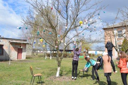 Фотовернісаж І фестивалю Великодньої писанки 2015