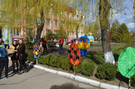 Фотовернісаж І фестивалю Великодньої писанки 2015