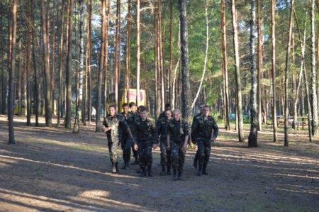 Показовий виступ учнів військово-спортивного профілю