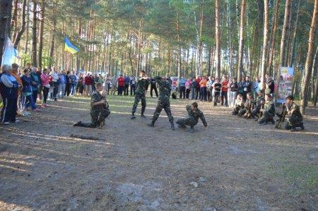 Показовий виступ учнів військово-спортивного профілю