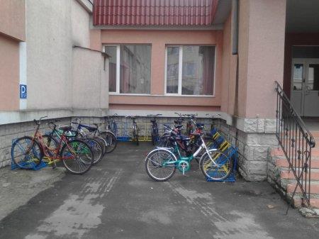 Велопарковка в дії