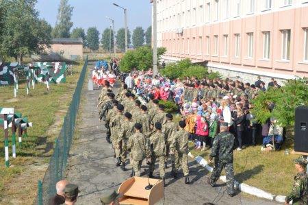 Посвята у члени військово-патріотичного об'єднання "Захисник України"