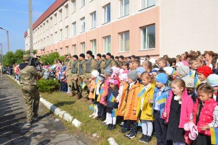 Посвята у члени військово-патріотичного об'єднання "Захисник України"