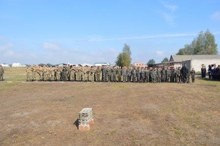 Посвята у члени військово-патріотичного об'єднання "Захисник України"