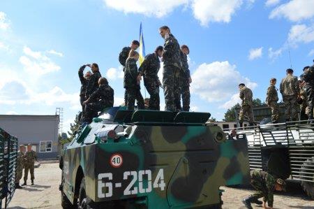 Посвята у члени військово-патріотичного об'єднання "Захисник України"