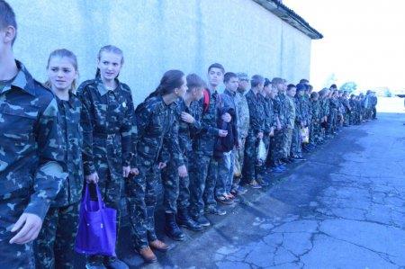 Посвята у члени військово-патріотичного об'єднання "Захисник України"