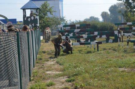 Посвята у члени військово-патріотичного об'єднання "Захисник України"