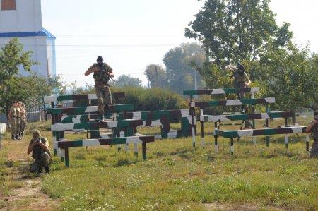 Посвята у члени військово-патріотичного об'єднання "Захисник України"