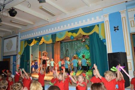 Вітальний концерт "Зі святом, любі вчителі!"