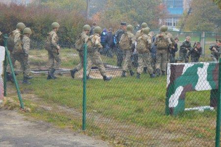 Заняття на «Єдиній смузі перешкод»