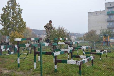 Заняття на «Єдиній смузі перешкод»