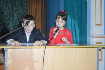Новорічні свята для учнів середньої школи