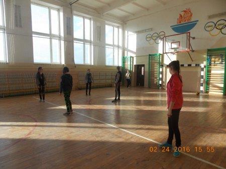 Змагання з волейболу