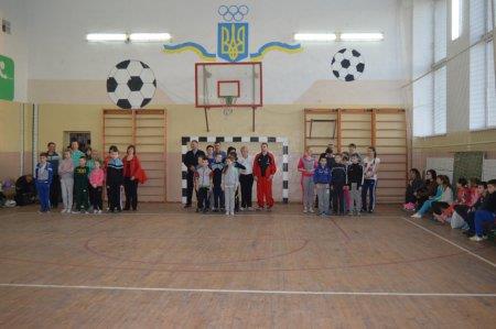 спортивне свято «Тато, мама, я – спортивна сім’я»