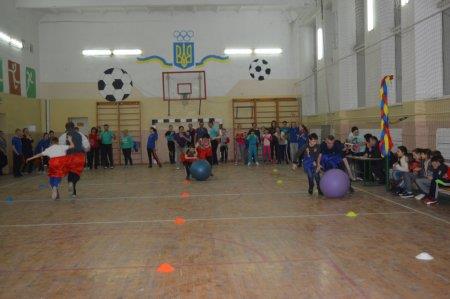 спортивне свято «Тато, мама, я – спортивна сім’я»