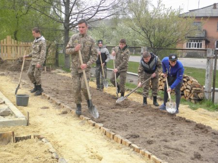 навчально-польові збори