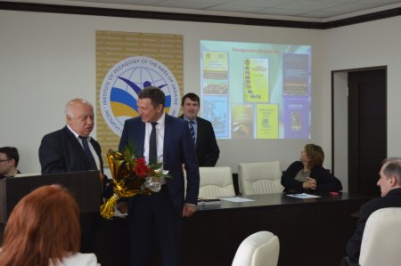 вітаємо з нагородою