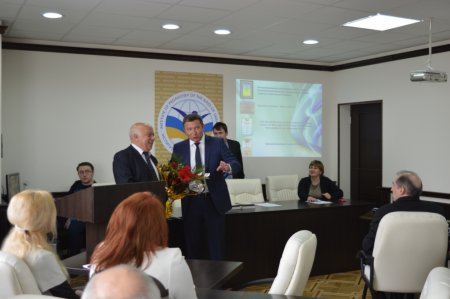 вітаємо з нагородою