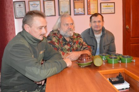 сприяння військово-патріотичному вихованню