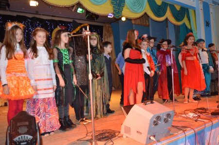 Новорічні казки учнів 6-7-х класів Новорічні казки учнів 6-7-х класів
