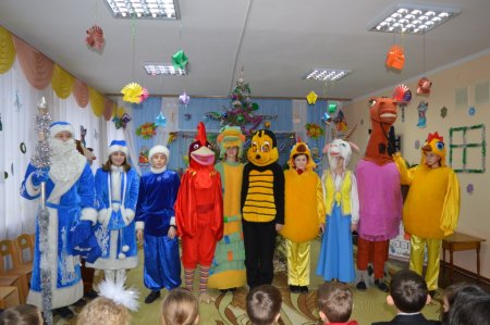 Новорічні ранки у дошкільних групах "Вулик"