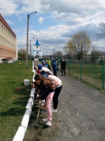 Прибирання території