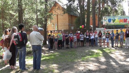 Перший день роботи англомовного табору "Поліглот" для учнів 6-9 класів