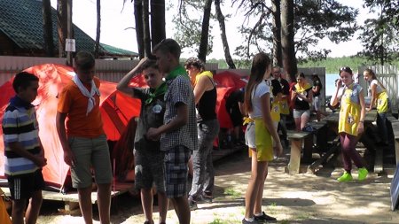 Перший день роботи англомовного табору "Поліглот" для учнів 6-9 класів
