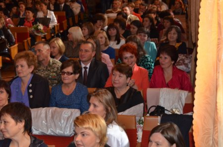 УРОЧИСТОСТІ З НАГОДИ ДНЯ ПРАЦІВНИКА ОСВІТИ