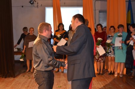 УРОЧИСТОСТІ З НАГОДИ ДНЯ ПРАЦІВНИКА ОСВІТИ