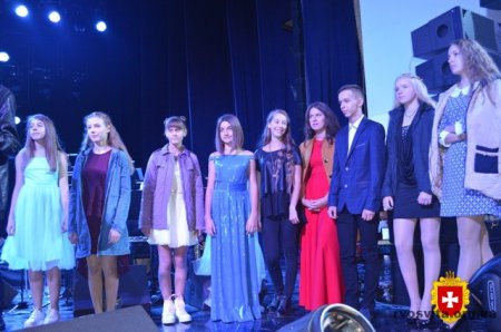 ПІСЕННИЙ КОНКУРС «ЯСКРАВІ ДІТИ УКРАЇНИ»