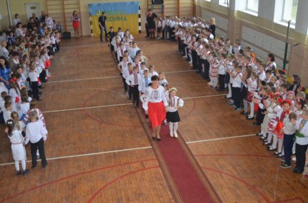 ПАРАД ВИШИВАНОК