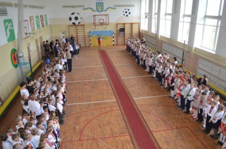 ПАРАД ВИШИВАНОК