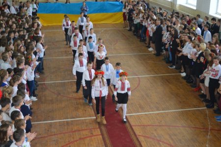 ПАРАД ВИШИВАНОК