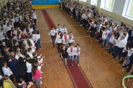 ПАРАД ВИШИВАНОК