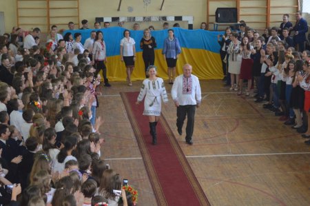 ПАРАД ВИШИВАНОК