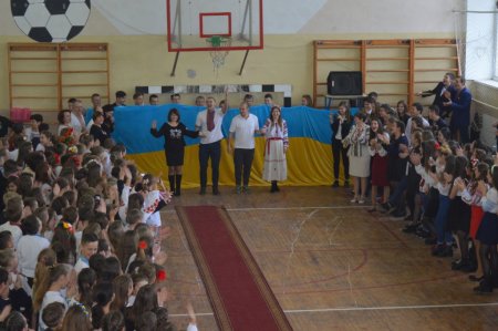 ПАРАД ВИШИВАНОК