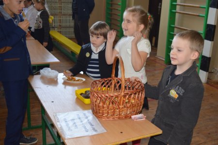 Благодійний ярмарок у колегіумі