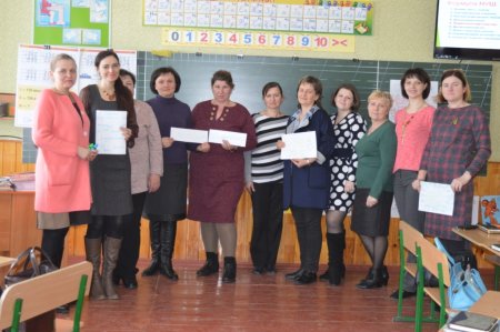 Практичні заняття для учителів початкової школи продовжуються